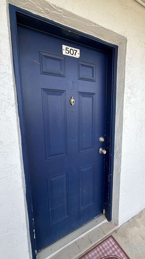 Building Photo - Spacious 2-bedroom apartment for rent in Miramar, FL.