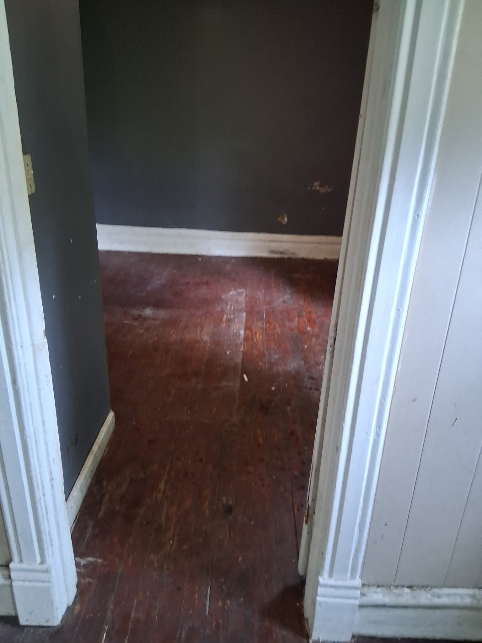 Building Photo - 3912 Beachwood Ave