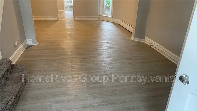 Building Photo - 5853 Webster St