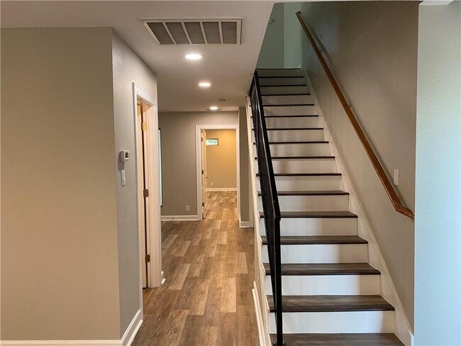 Building Photo - 1514 Betty Jo Dr