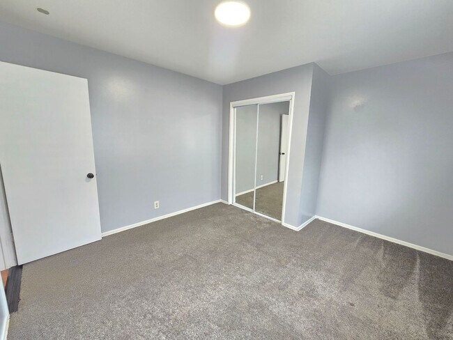 Building Photo - 45114 16th St W