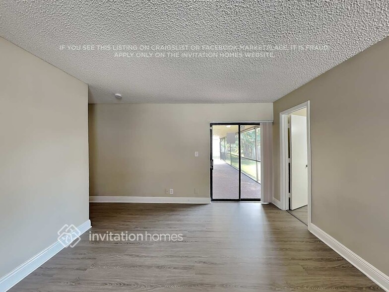 Building Photo - 3914 NW 72nd Dr