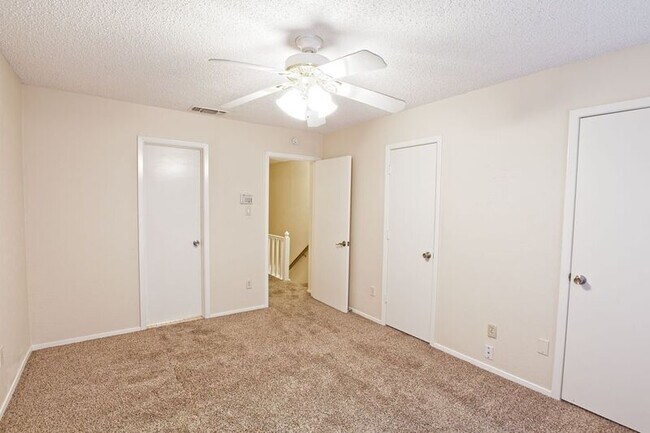 Building Photo - 5000 Cedar Springs Rd