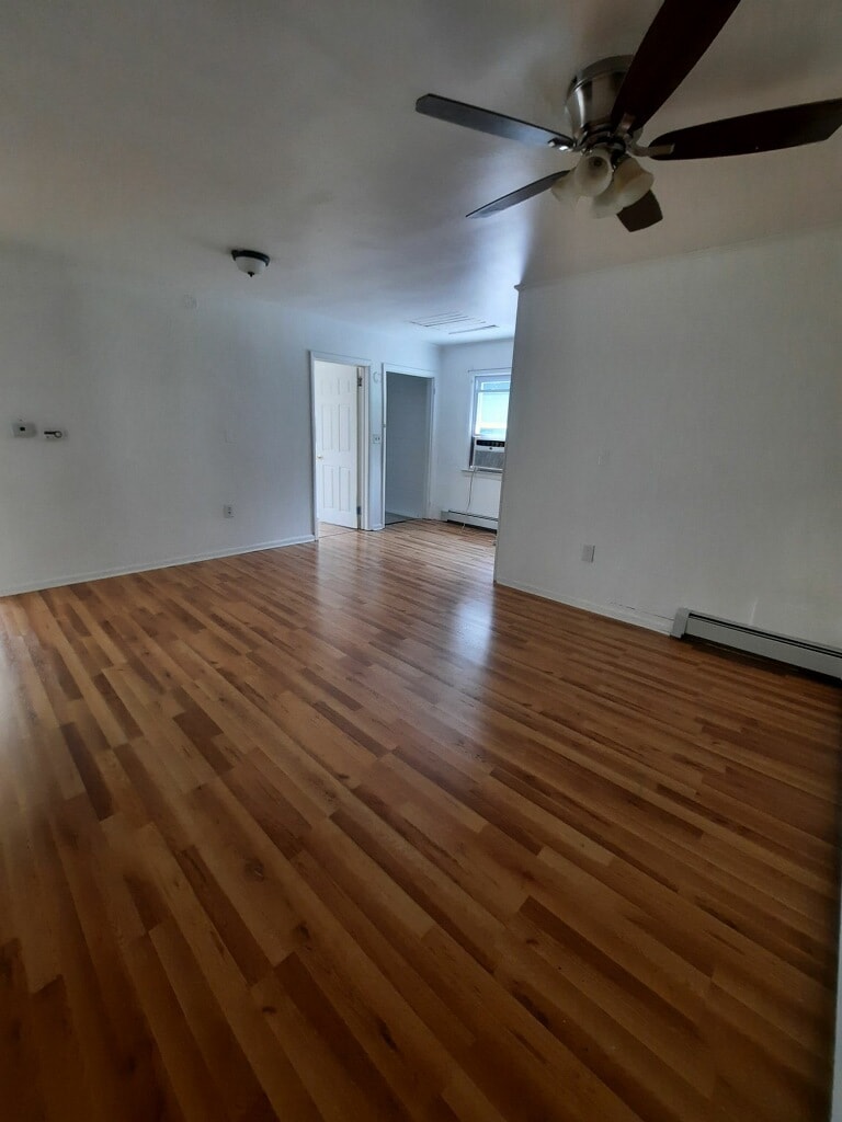 Building Photo - 300 County Rd 565