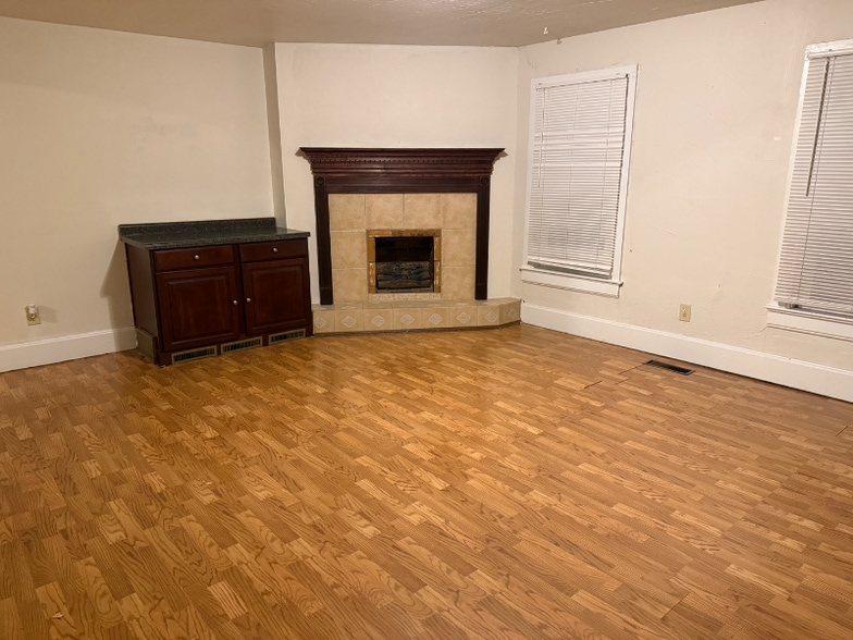 Building Photo - 8253 Cth W