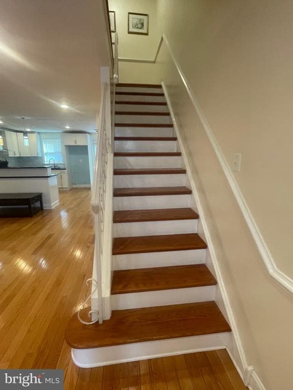 Building Photo - 7814 Saturn Pl