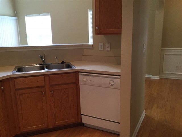 Building Photo - 10604 Secret Garden Ln