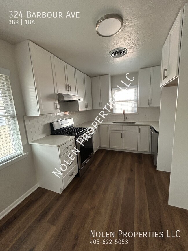 Building Photo - 324 Barbour Ave