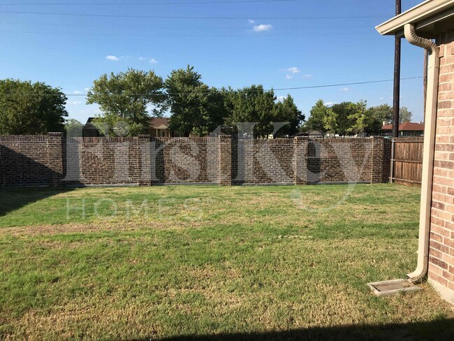 Building Photo - 264 Callaghan Dr