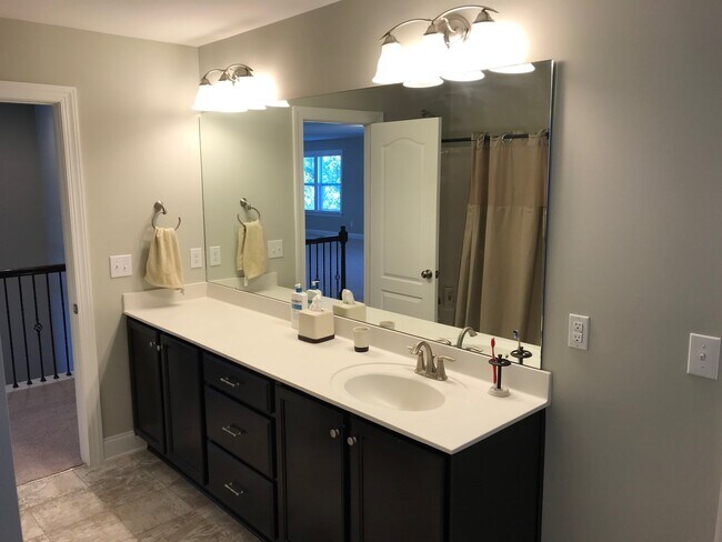 Building Photo - 850 Longleaf Pine Pl