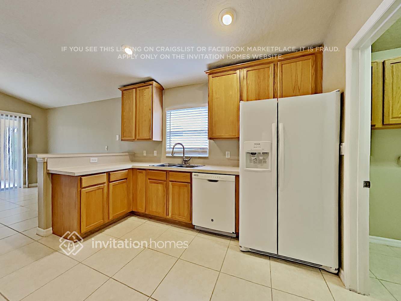 Building Photo - 8071 Kingswood Way