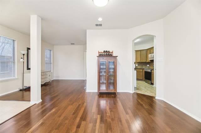 Building Photo - 208 Wenrick Dr