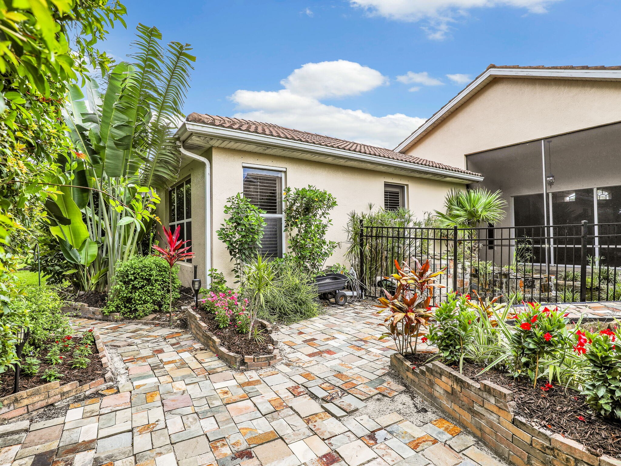 Building Photo - 19688 Casa Verde Way