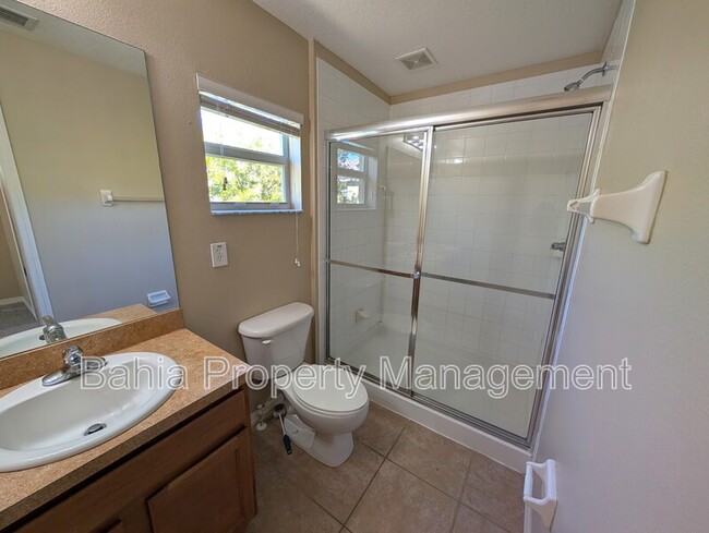 Building Photo - 8512 Gablebend Way