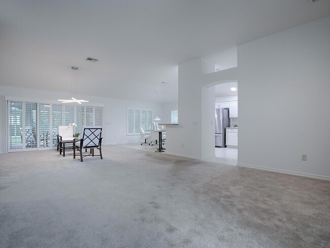 Building Photo - 486 Troy Loop