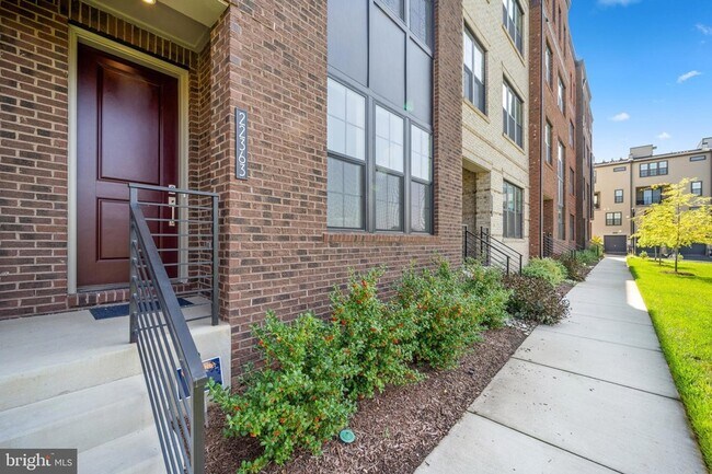 Building Photo - 22363 Roanoke Rise Terrace