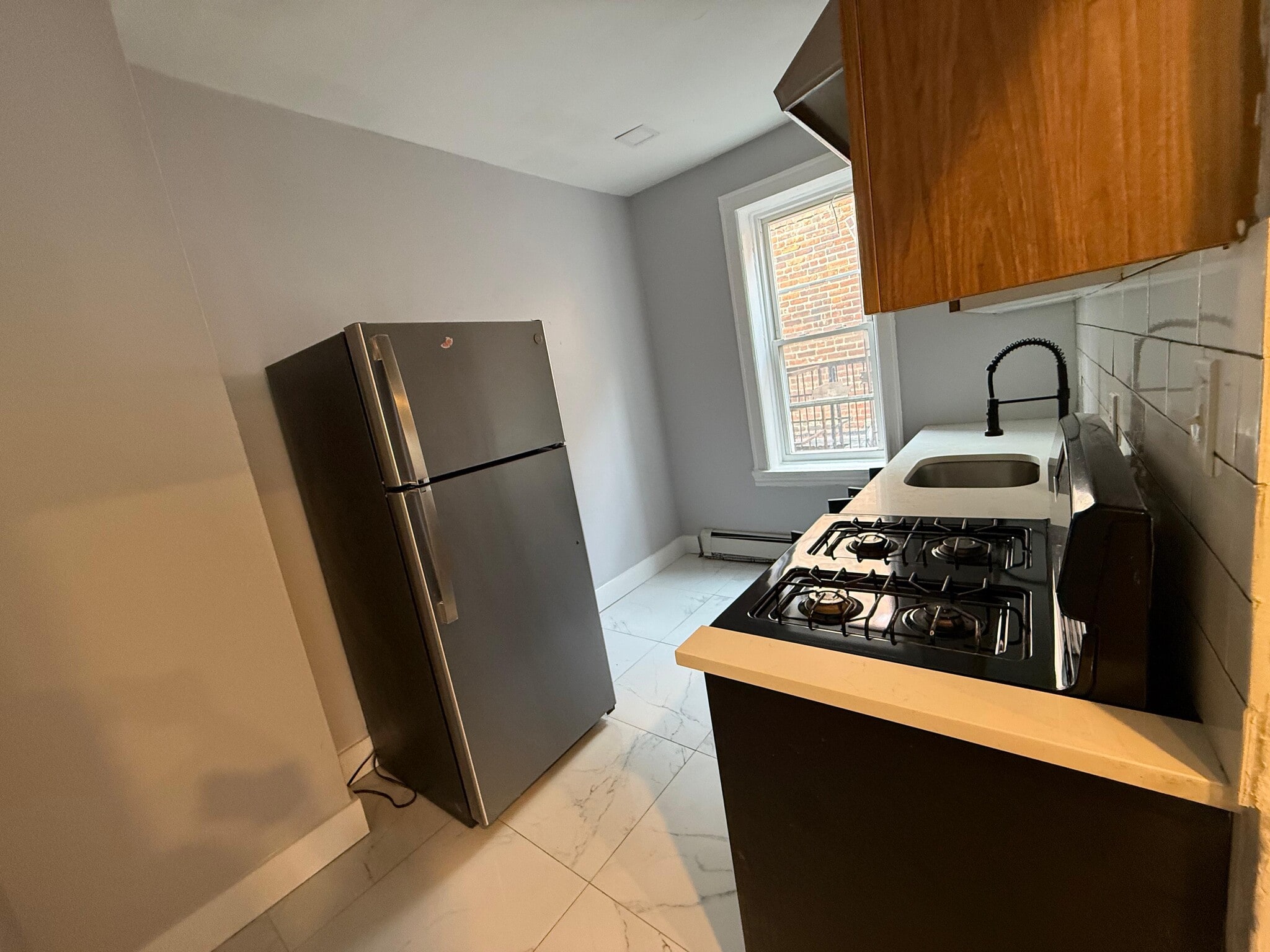 237 Lexington Ave 3F - 243 Lexington Ave