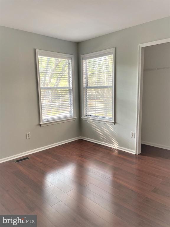 Building Photo - 16 Dorset Ct