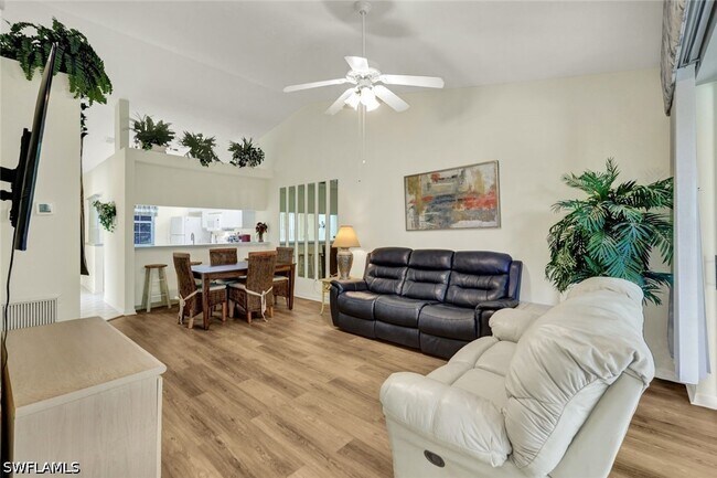 Building Photo - 326 Bradstrom Cir