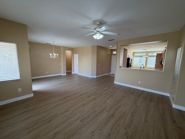 Building Photo - Lovely Three Bedroom Home