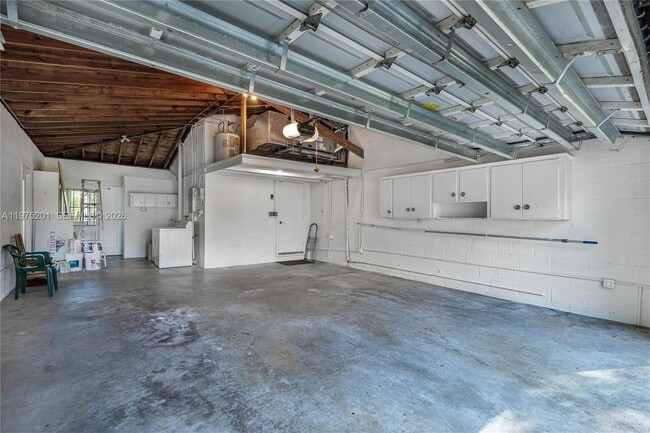 Building Photo - 1235 Algardi Ave