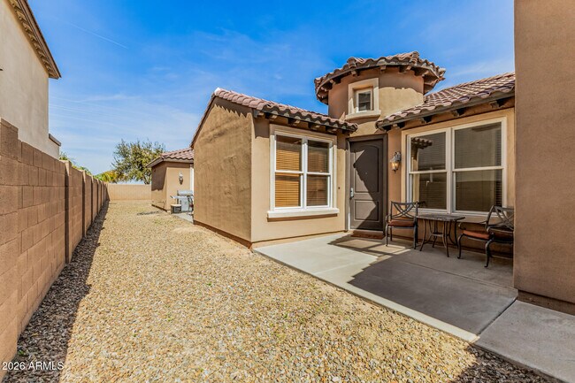 Building Photo - 2288 E Wisteria Dr