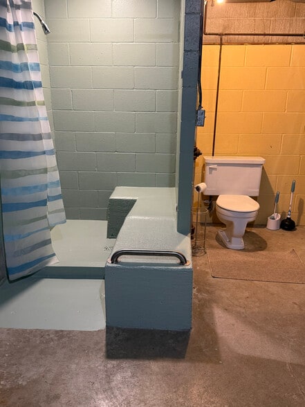 Building Photo - 4340 Camden Ave