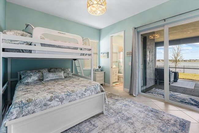 Building Photo - 8568 Shr Lk Dr