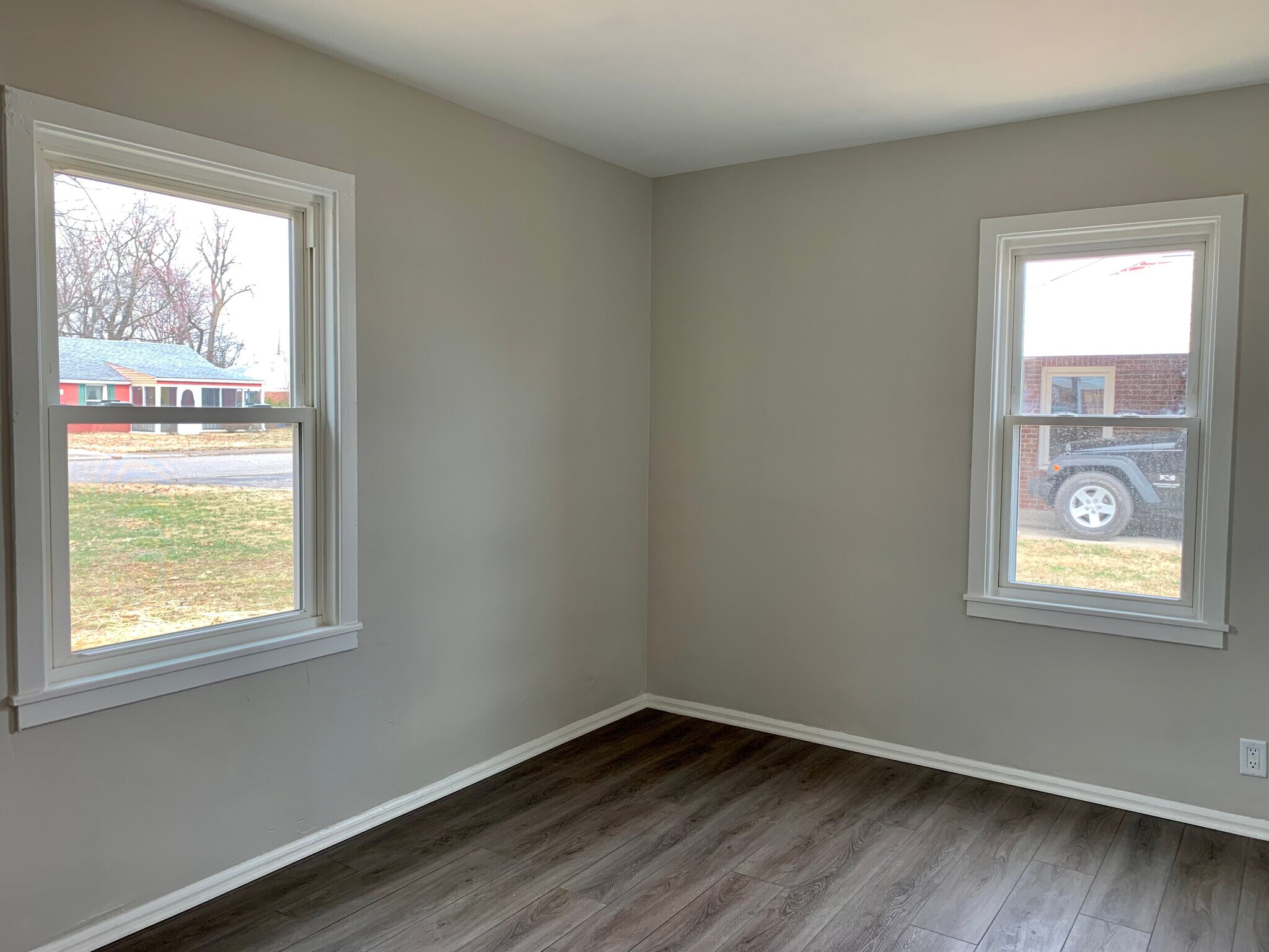 Building Photo - 112 Polster Dr