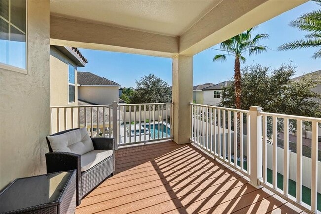 Building Photo - 8746 Crescendo Ave