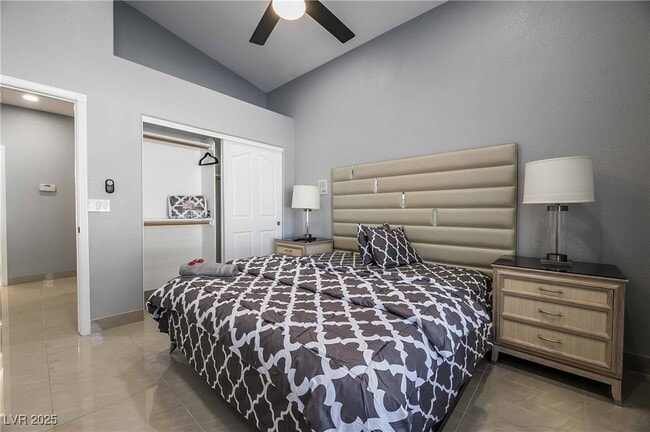 Building Photo - 1400 Castle Crest Dr