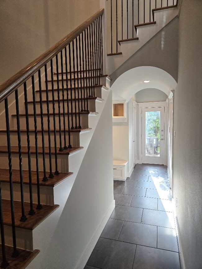 Building Photo - 4109 Allen St