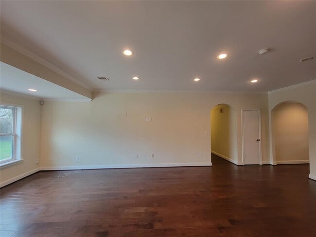 Building Photo - 1007 Blue Willow Dr