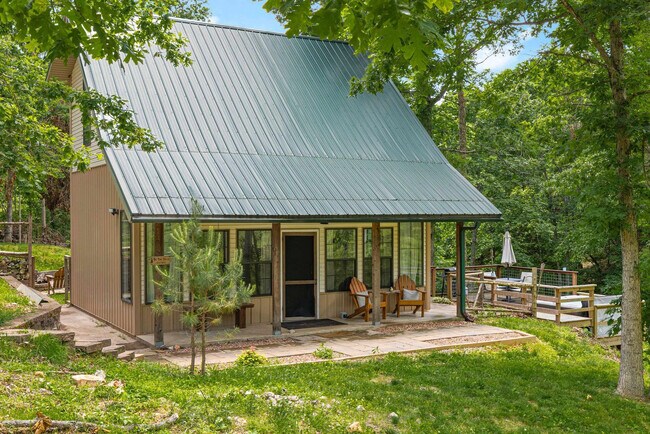 Building Photo - 10583 Two Girls Ln