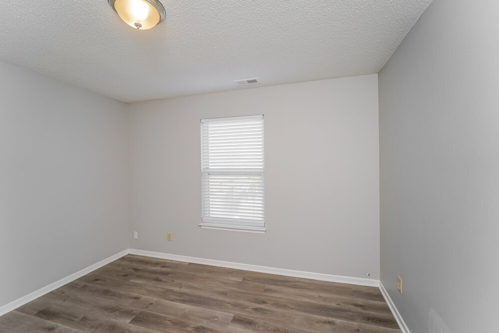 Building Photo - 150 Declaration Dr