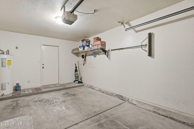 Building Photo - 9705 E Mountain View Rd