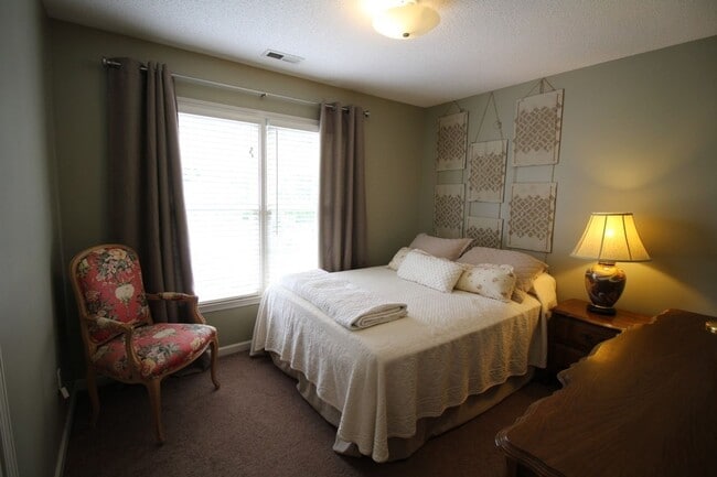 Building Photo - Fletcher - Four Bedroom, Lawn Care Included