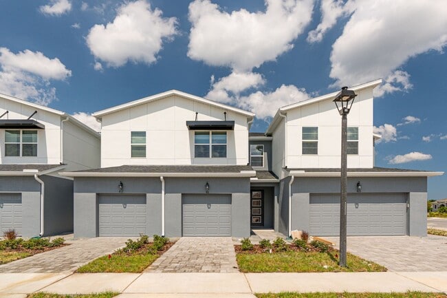 Primary Photo - Almost Brand New 3 beds 2.5 baths in East ...