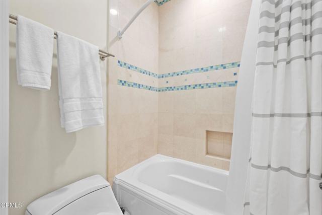 Building Photo - 3263 New York Dr