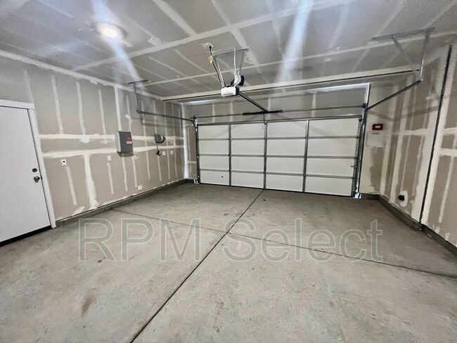 Building Photo - 2988 Newberry St
