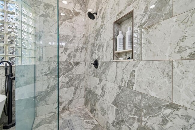 Building Photo - 3311 Stonebridge Trail