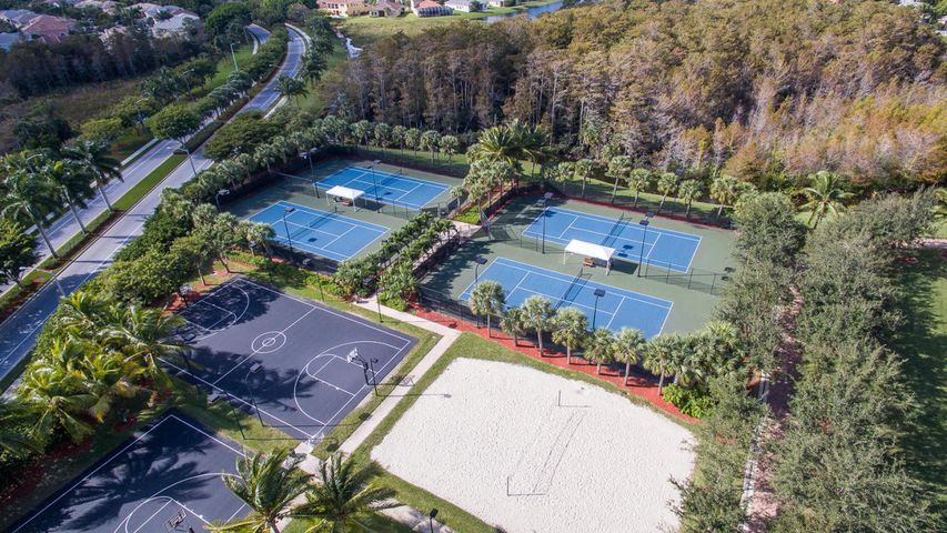 Building Photo - 9615 Shepard Pl