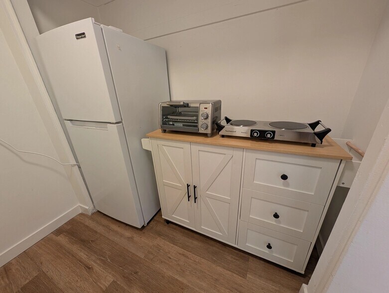 Building Photo - 3620 Westwood Blvd