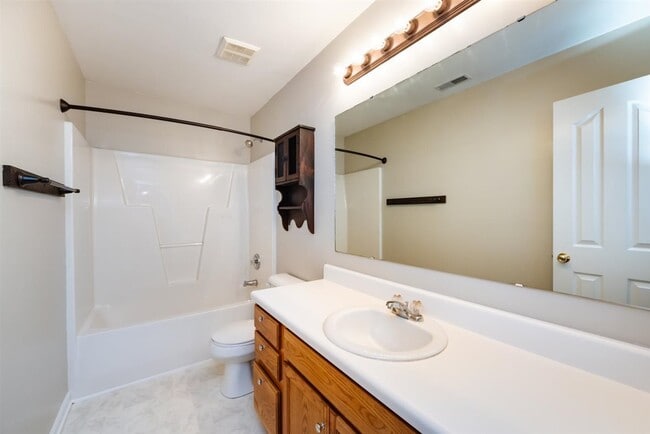 Building Photo - 4811 Sunburst Ln