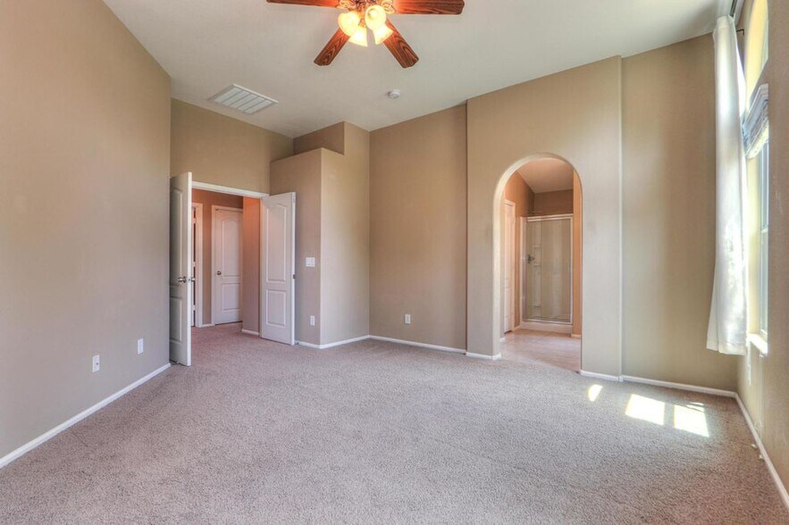 Building Photo - 4197 E Sandy Way
