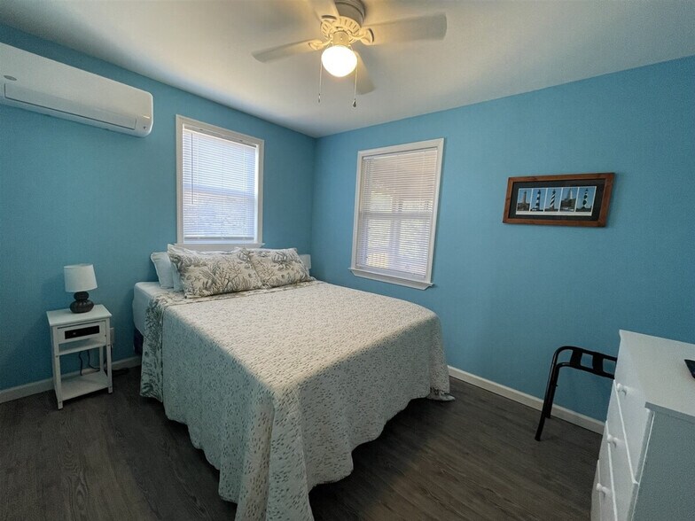 Building Photo - 39190 W Sunfish Ct