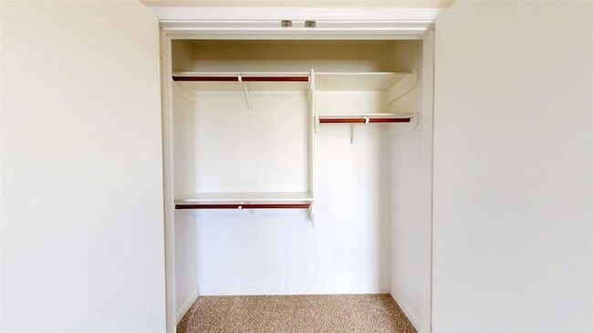 Building Photo - 4140 McFarland Dr