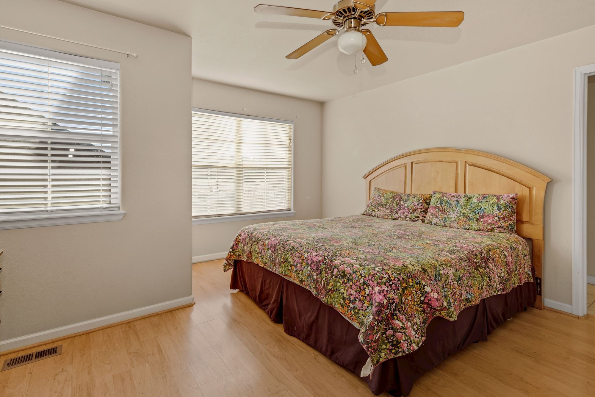 Master Suite - 1115 Trask Hts