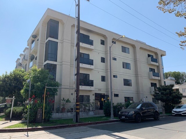 Building Photo - 8558 Chalmers Dr