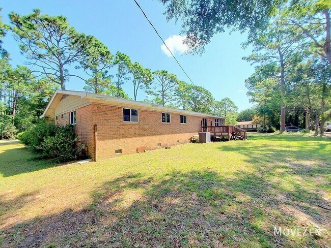 Building Photo - 510 Wesley Ave